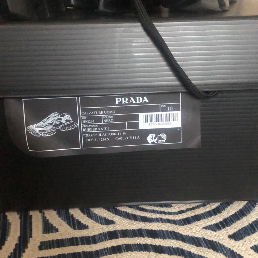 Black Prada cloudbust - Picture 4 of 4
